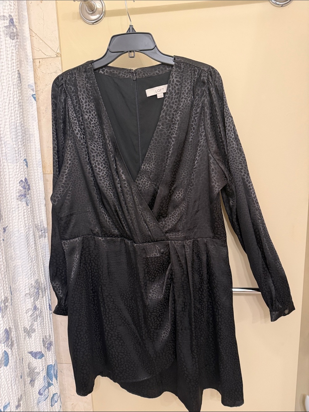 LOFT Black Subtle Animal-Texture Long-Sleeve Wrap Dress